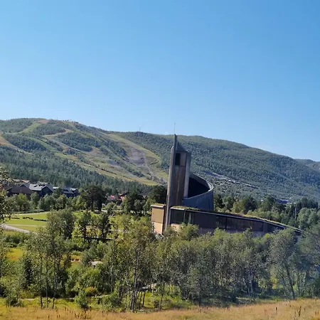 Attraktiv Toppleilighet Med Flott Utsikt Sentralt Pa Geilo Apartment *